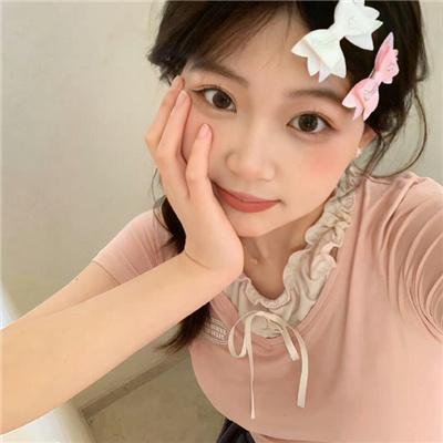 爱长颈鹿的女人